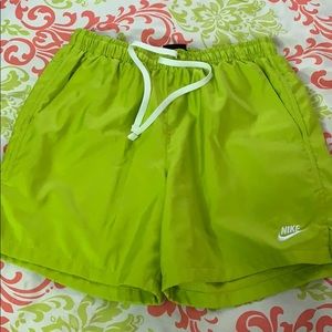 Men’s Nike size a medium shorts with mesh lining